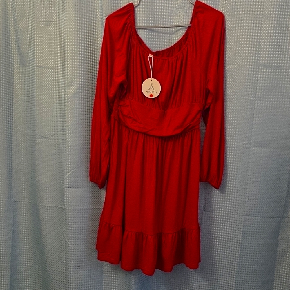 Elegant Red Long Sleeve Dress